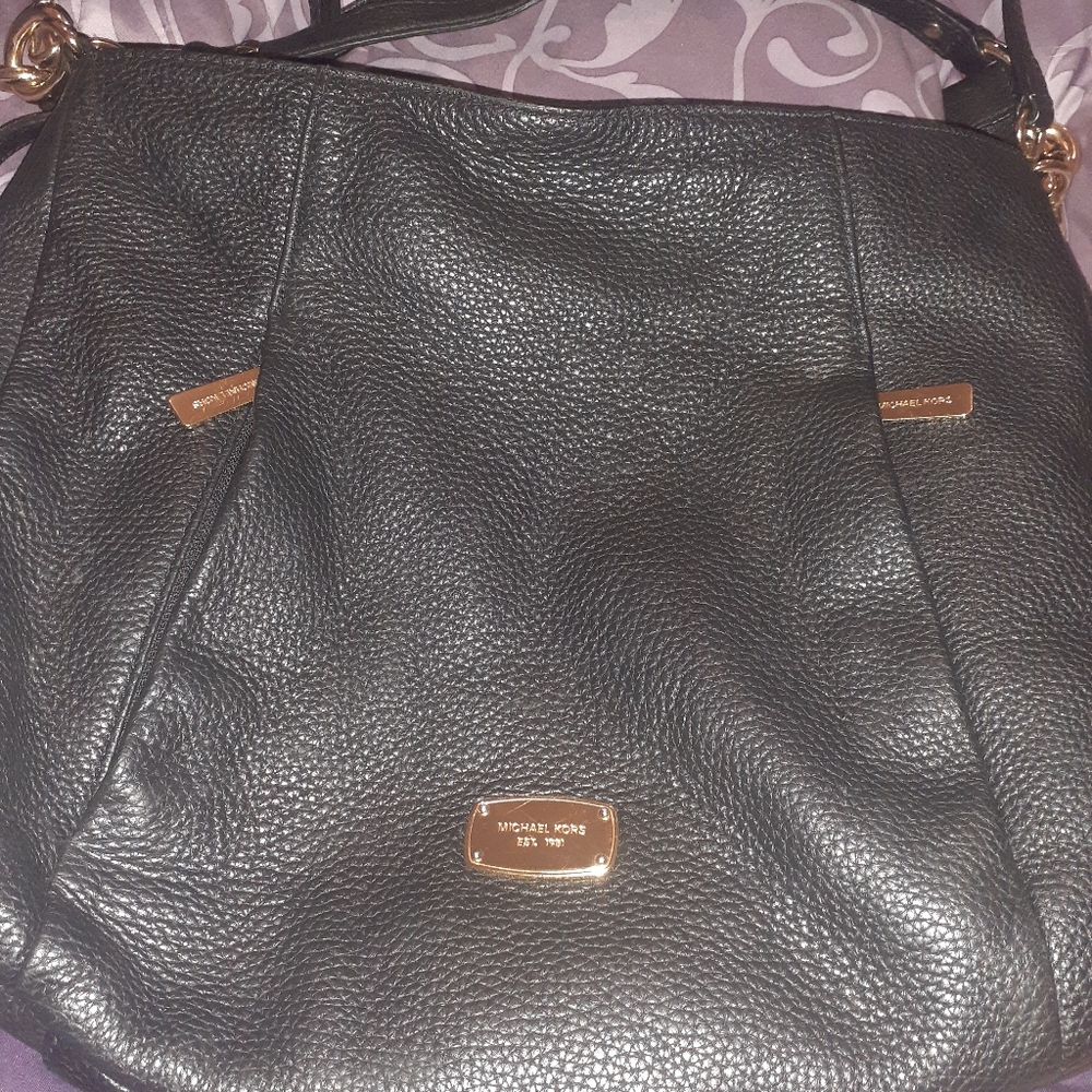 Micheal kors purse